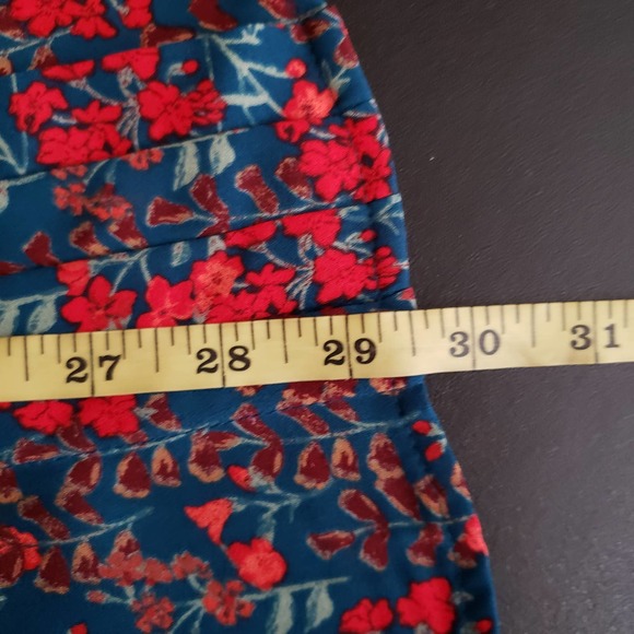 AVA & VIV Floral Pleated Long Sleeve Blouse X - Picture 10 of 10